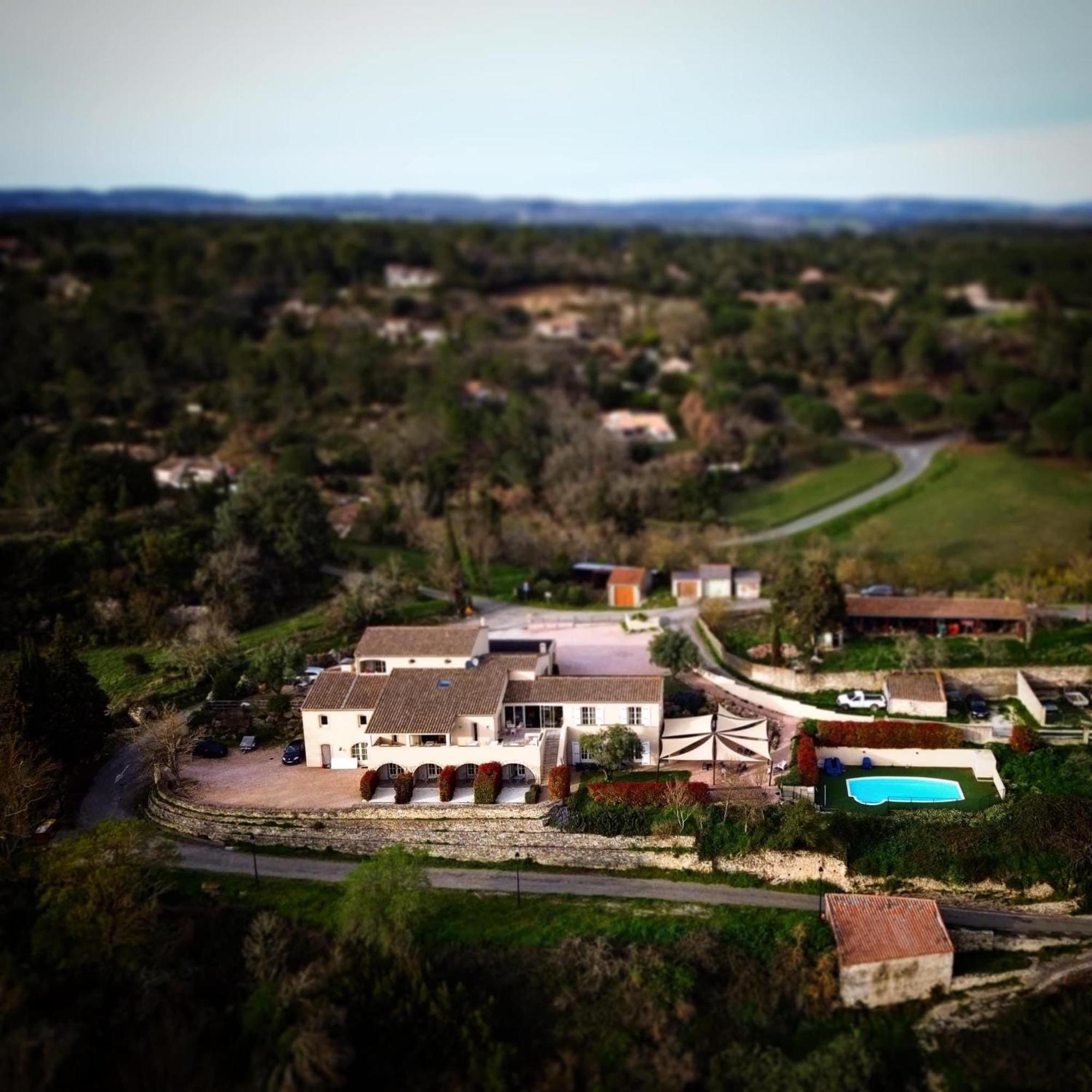 Logis Hotel Restaurant La Bergerie Aragon Exterior foto