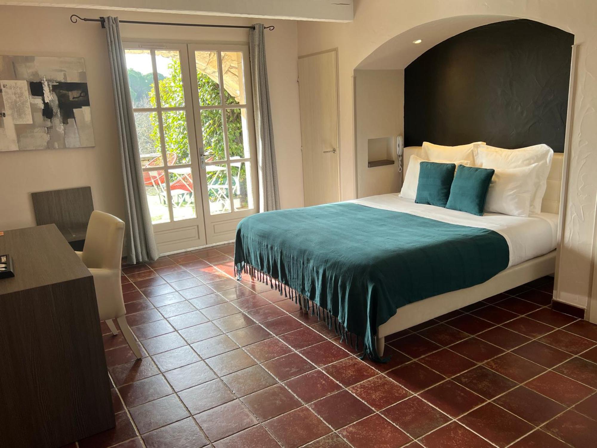 Logis Hotel Restaurant La Bergerie Aragon Exterior foto